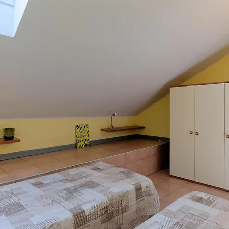 Medievale 2 Apartment *